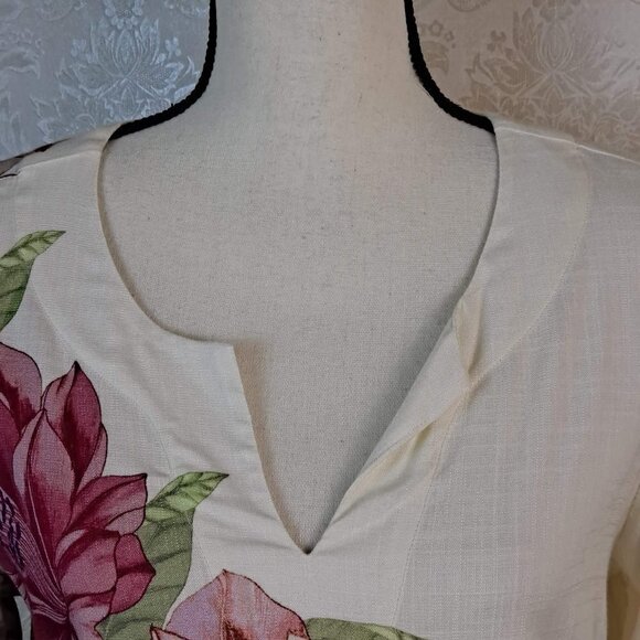 Soft Surroundings Size Small Floral Print Tunic 3/4 Sleeves Cream/Pink/Green EUC - Picture 2 of 15